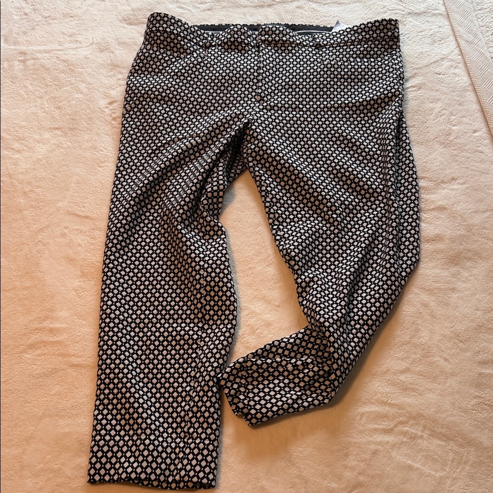 Banana Republic Black and White Cropped Pants